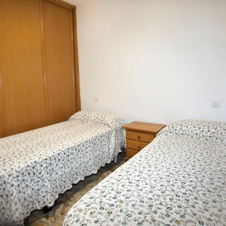 아파트 - 3 Bedrooms With Sea Views Young People Group Not Allowed - 4064 *