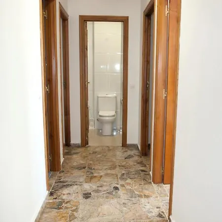 - 3 Bedrooms With Sea Views Young People Group Not Allowed - 4064